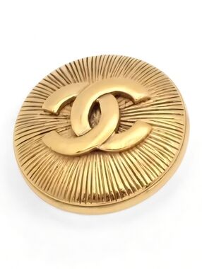 CHANEL CC BROOCH Pin Gold Plated Round Vintage Coco Mark